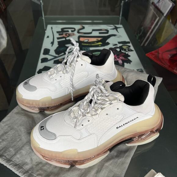 Balenciaga triple s clear sole main image 8